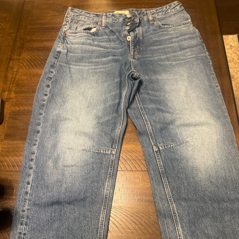 Madewell darted barrel leg jeans